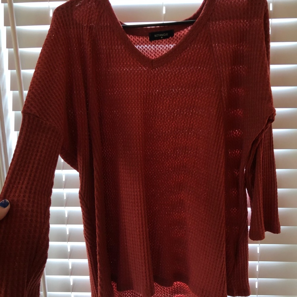 quarter length long sleeve top